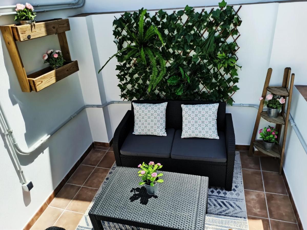 Barcelo 21, Parking On Request, Atico With Terrace & With Patio, Center, Breakfast Included, Quite Neighborhood, Bc Lejlighed Málaga